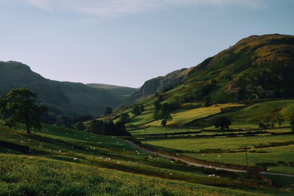 Central Buxton - Modern Cottage - Peak District Екстер'єр фото